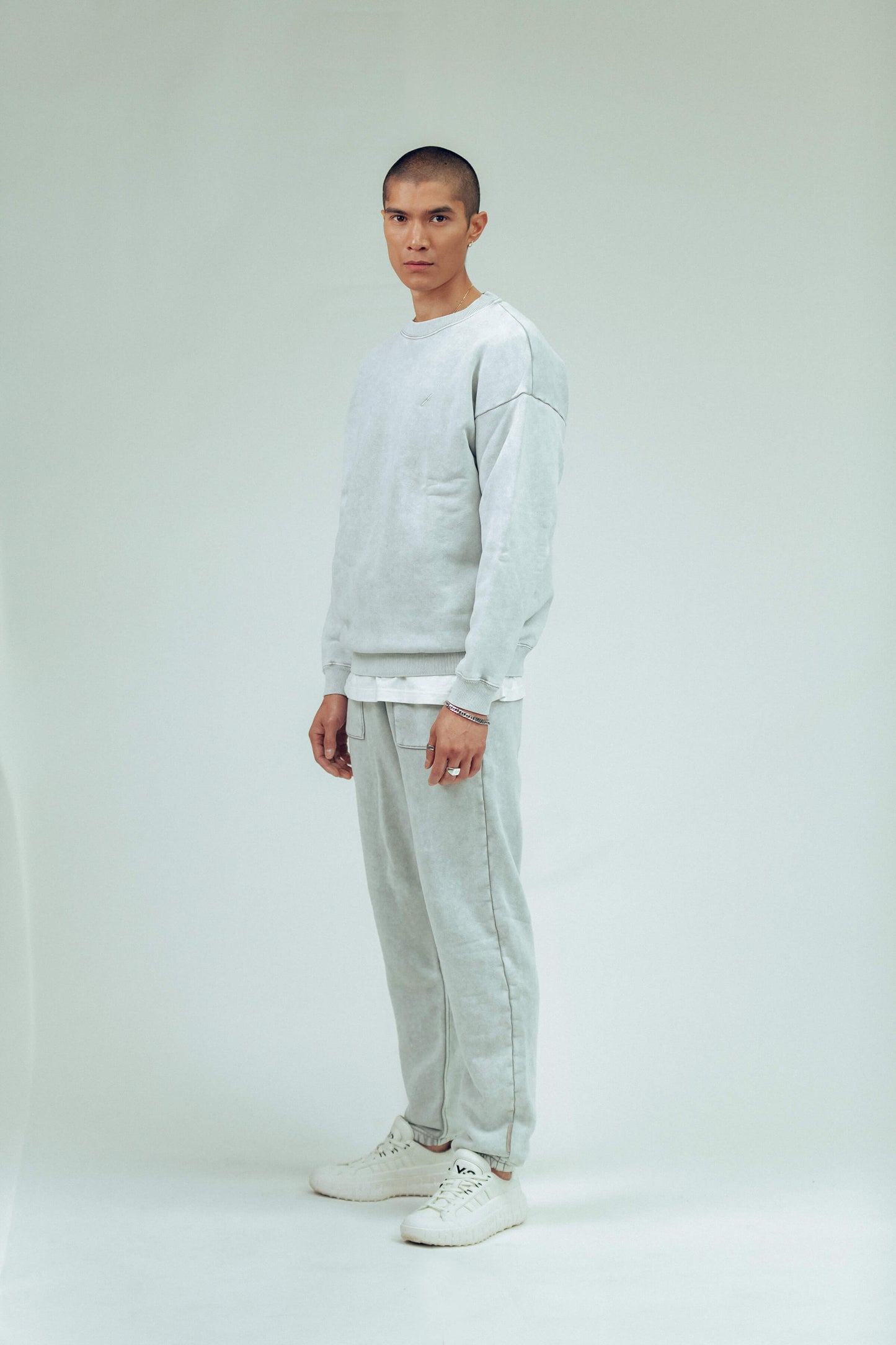530 Washed Stone Grey Sweatshirt (Man)