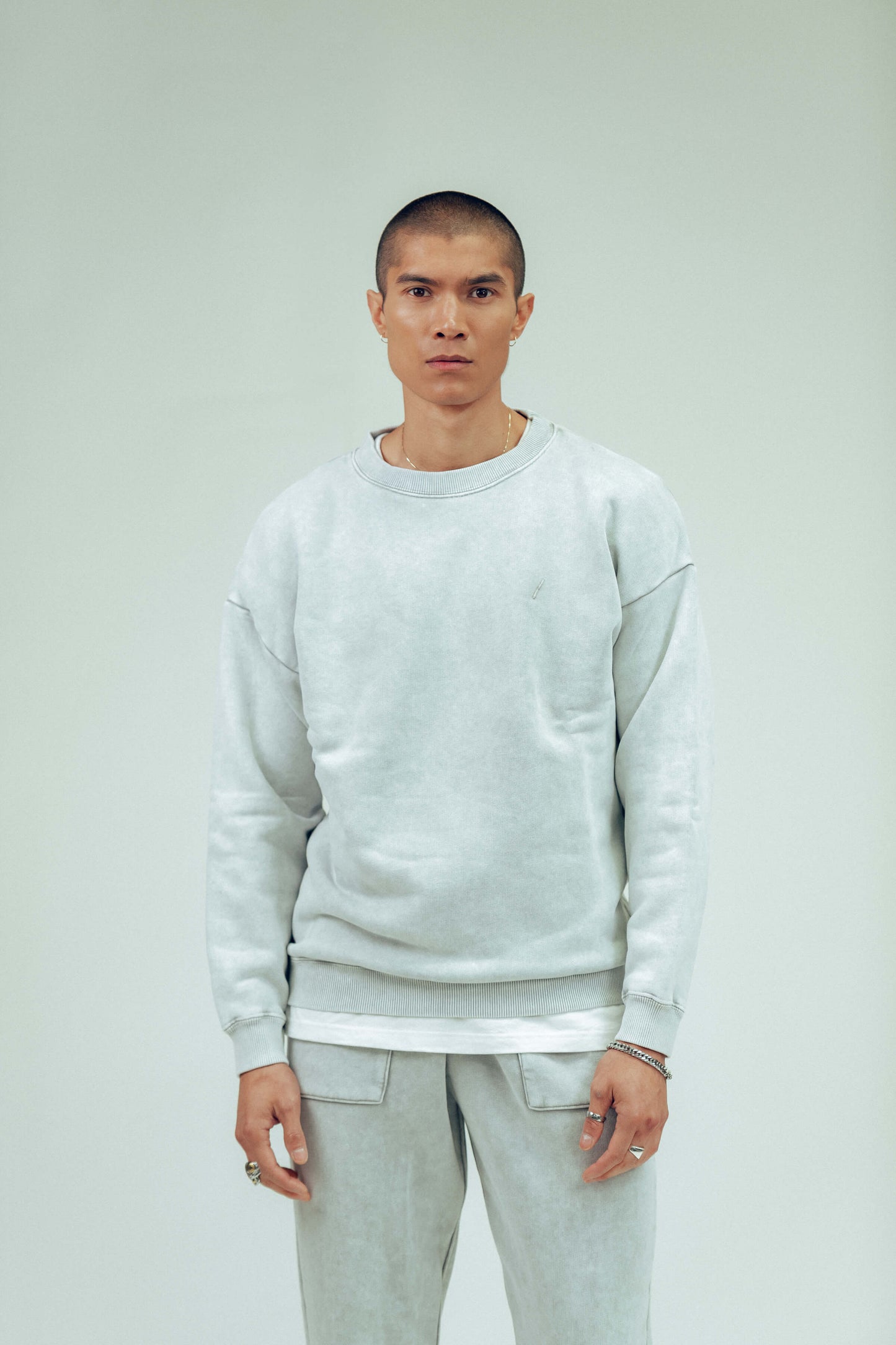 530 Washed Stone Grey Sweatshirt (Man)