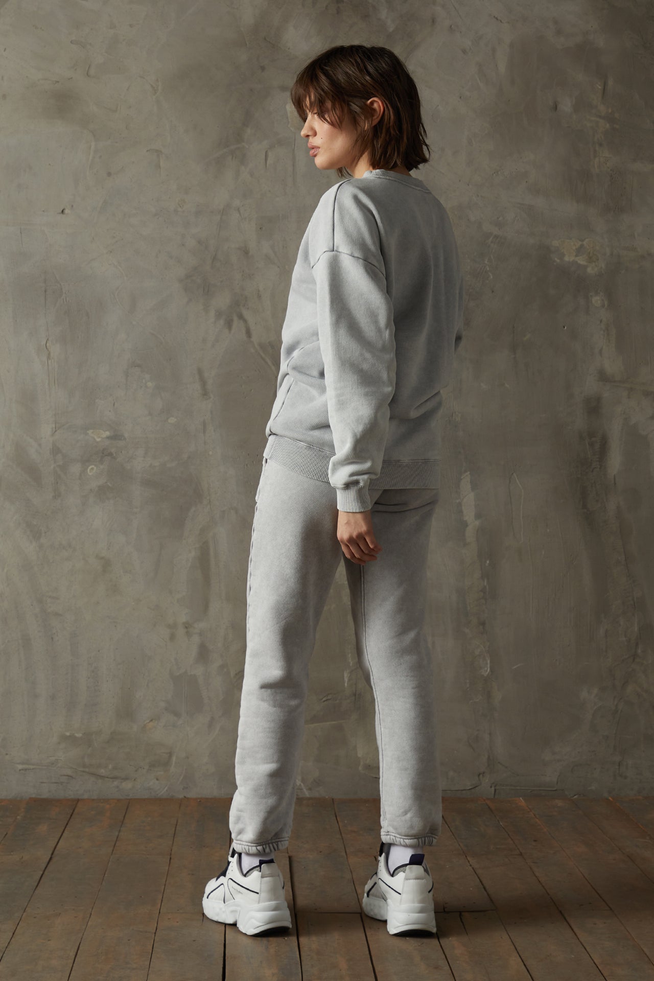 530 Washed Stone Grey Sweatshirt
