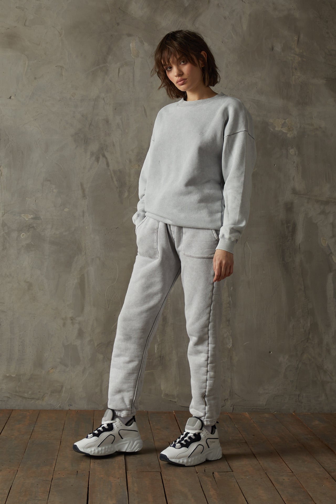530 Washed Stone Grey Sweatshirt