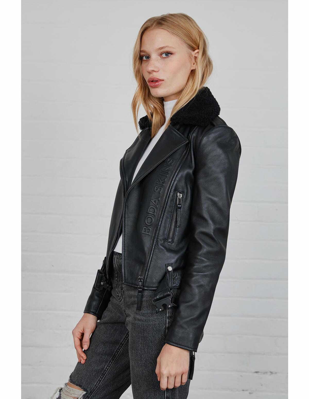 Premium Classic Biker: Winter