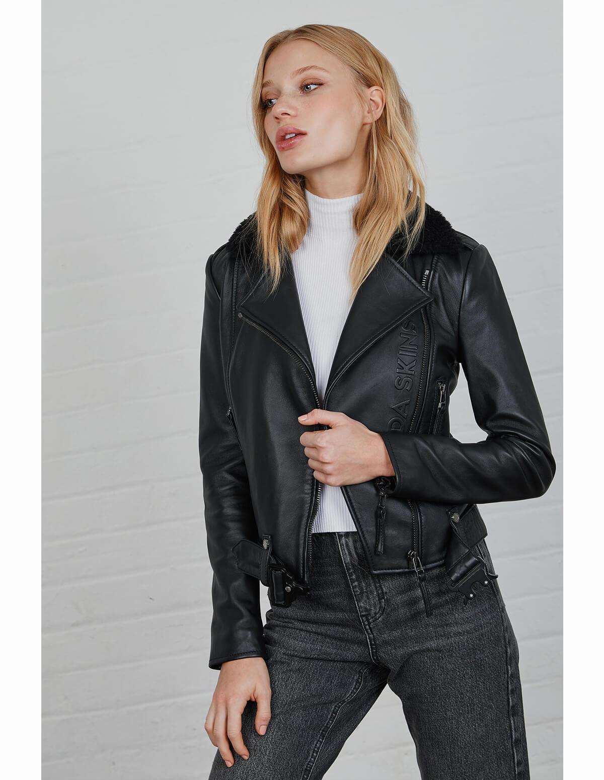 Premium Classic Biker: Winter