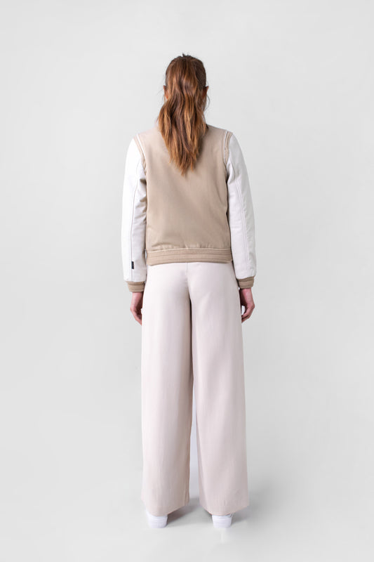 Varsity Ecru (Woman)