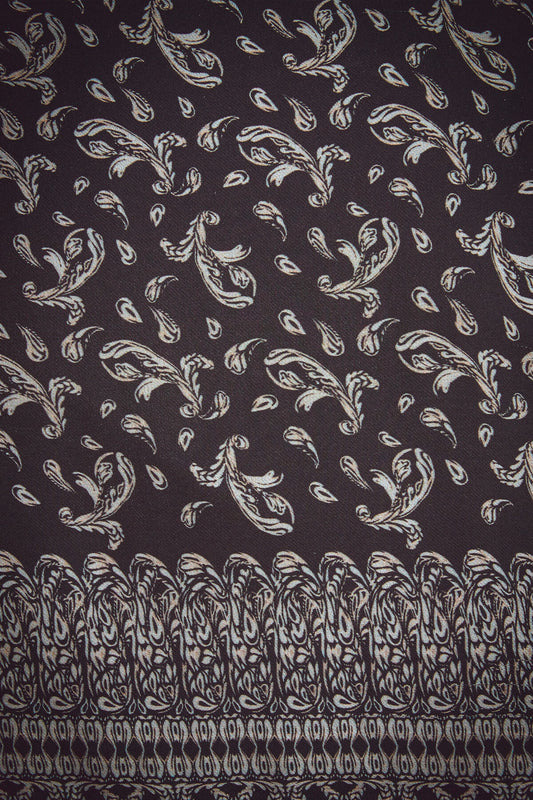 Kay Michaels: Paisley Tall (Woman)